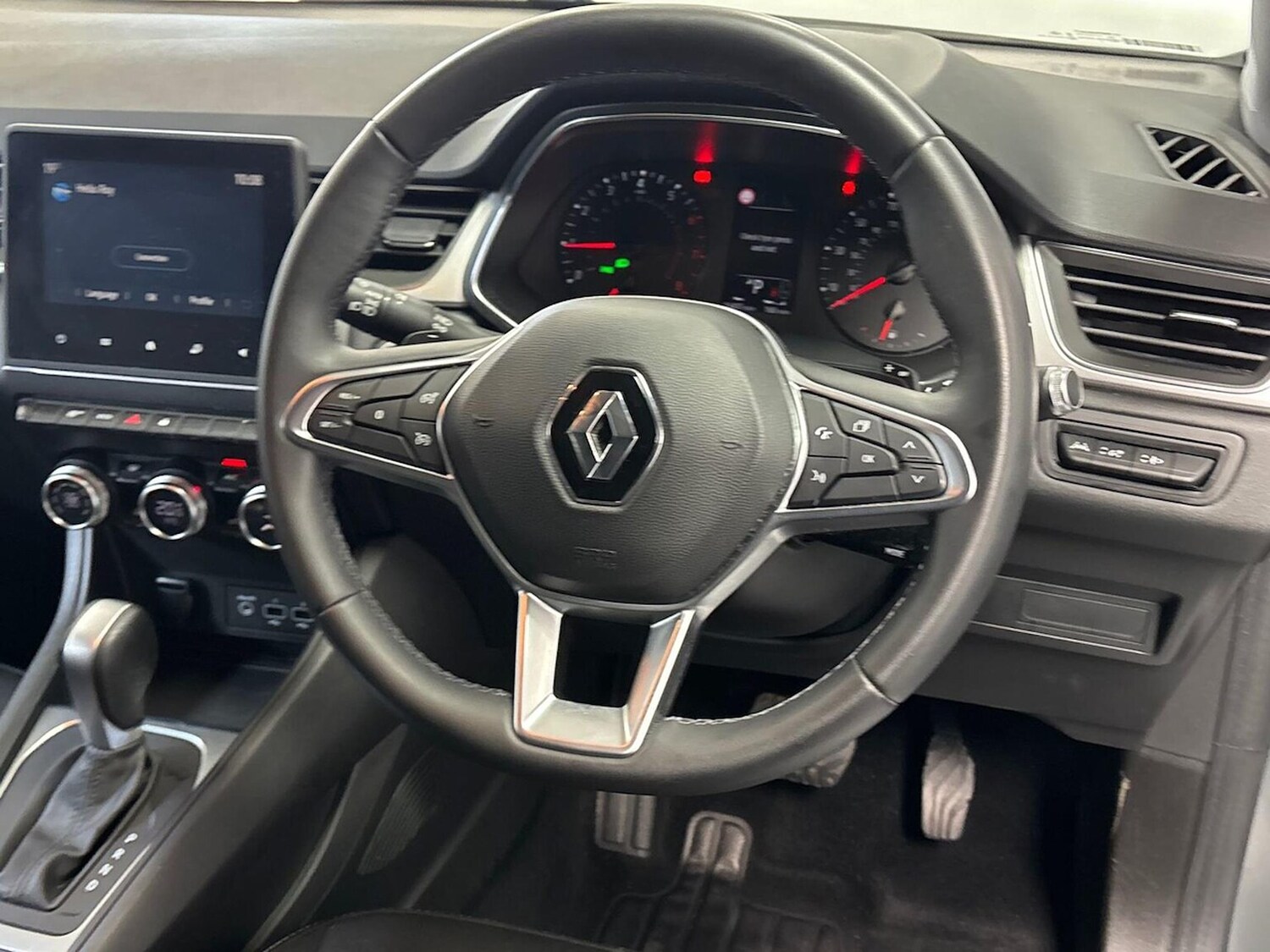 Used Renault Captur 2020 for sale - 77487856: Photo 9