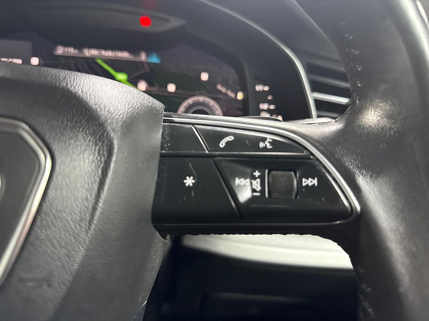 Used Audi Q7 2020 for sale - 77676328: Photo 24