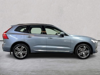 Used Volvo XC60 2018 for sale - 79138874: Photo