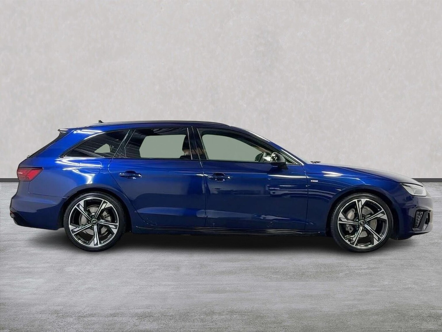 Used Audi A4 2023 for sale - 76663019: Photo 3