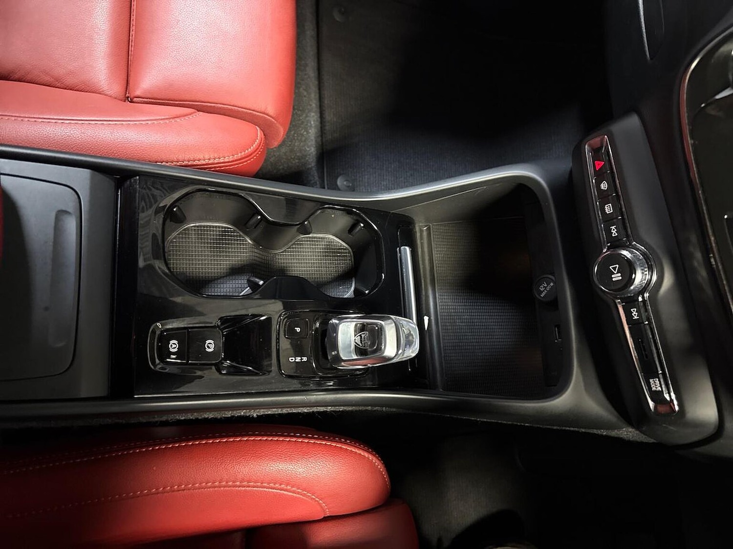 Used Volvo XC40 2021 for sale - 77003657: Photo 13