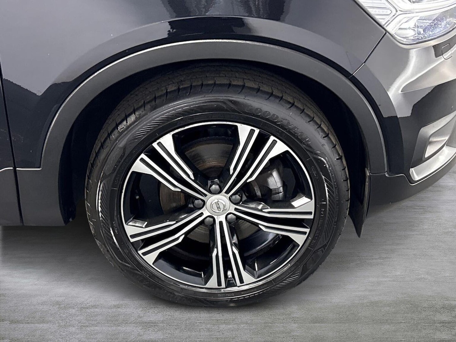 Used Volvo XC40 2021 for sale - 77003657: Photo 6