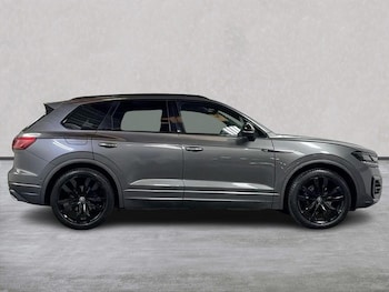 Used Volkswagen Touareg 2023 for sale - 79261193: Photo