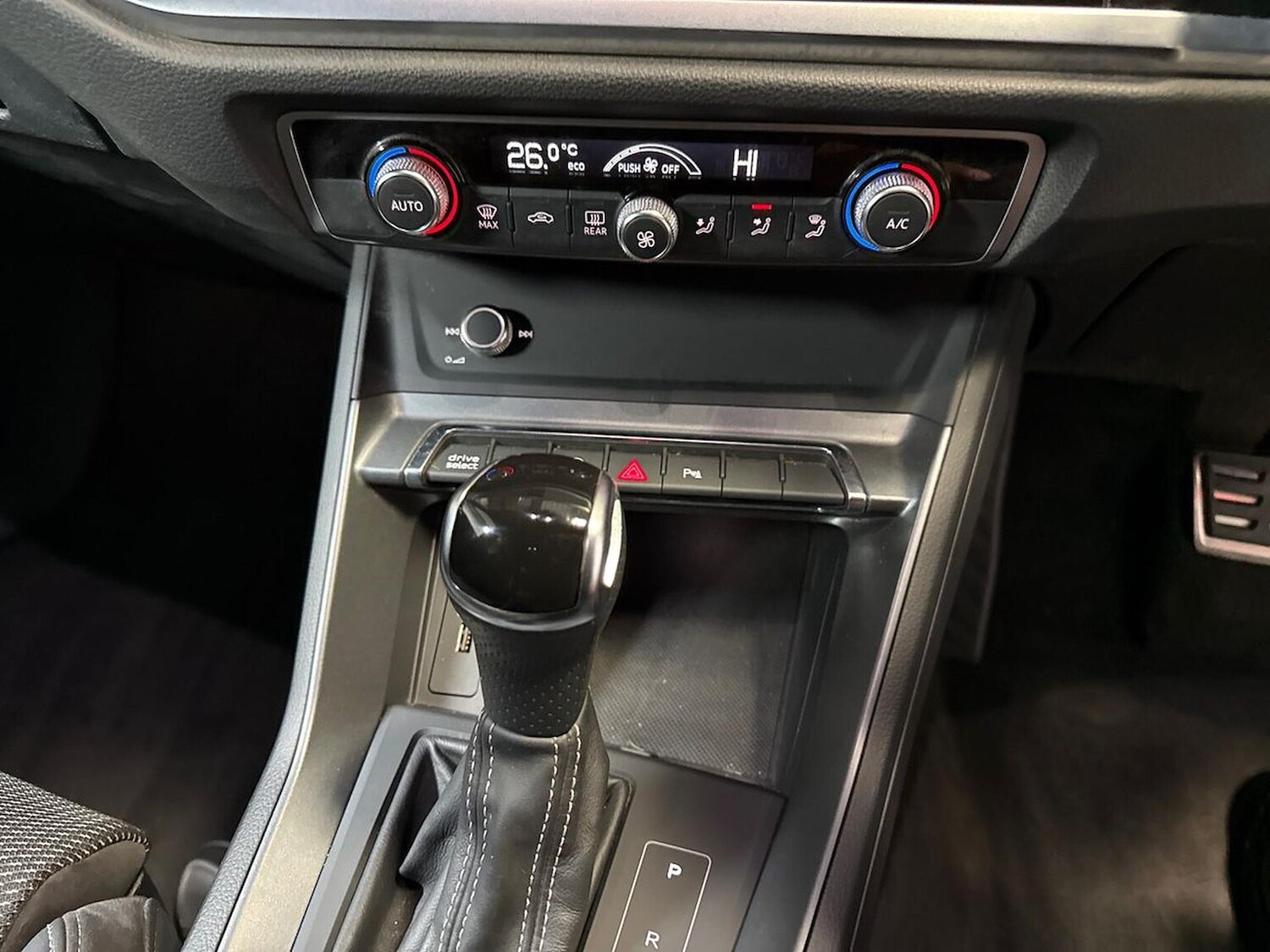 Used Audi Q3 2019 for sale - 77489299: Photo 12