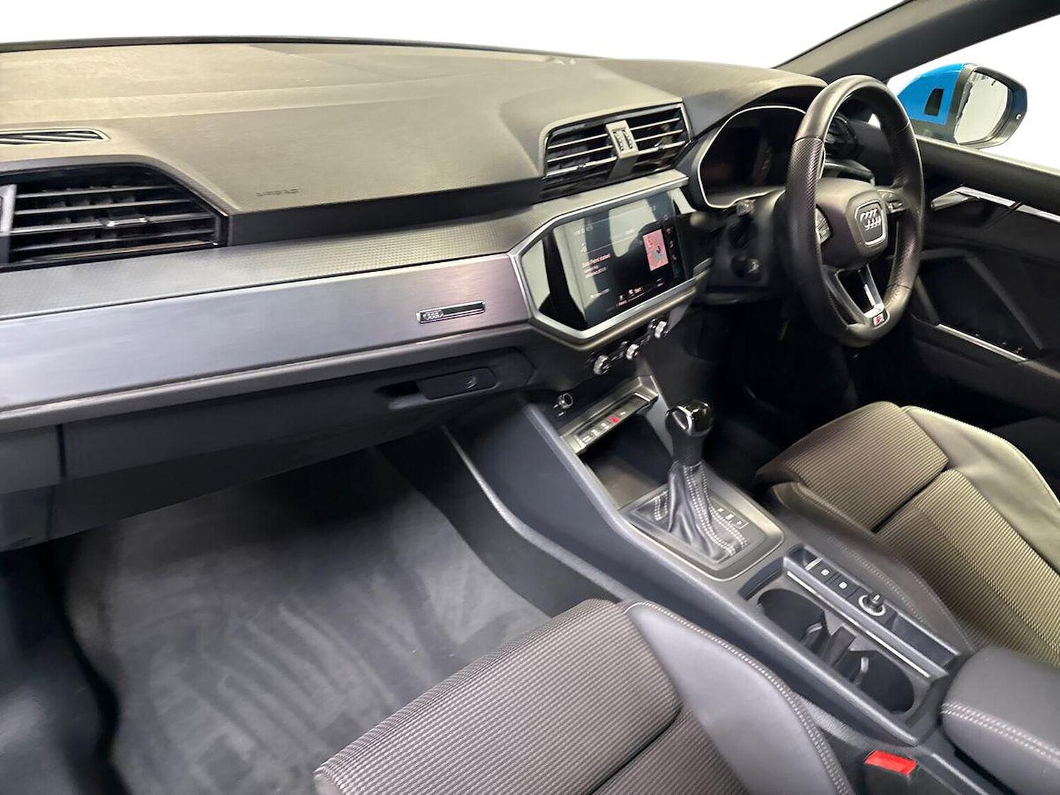 Used Audi Q3 2019 for sale - 77489299: Photo 7