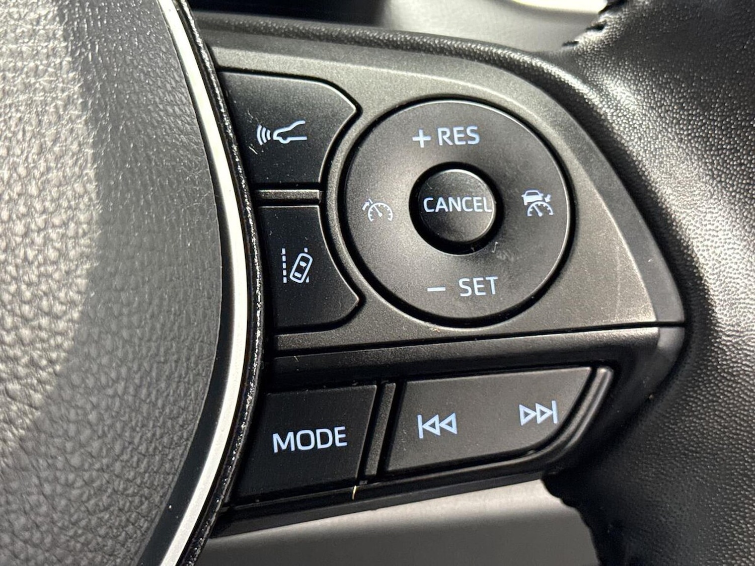 Used Toyota RAV4 2022 for sale - 76426714: Photo 24