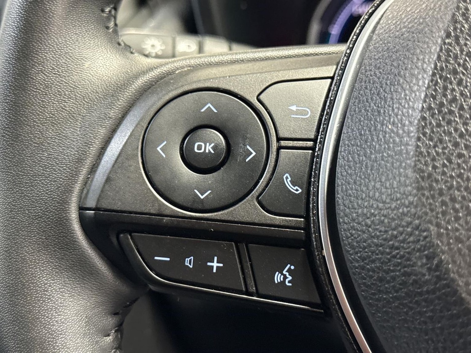 Used Toyota RAV4 2022 for sale - 76426714: Photo 25