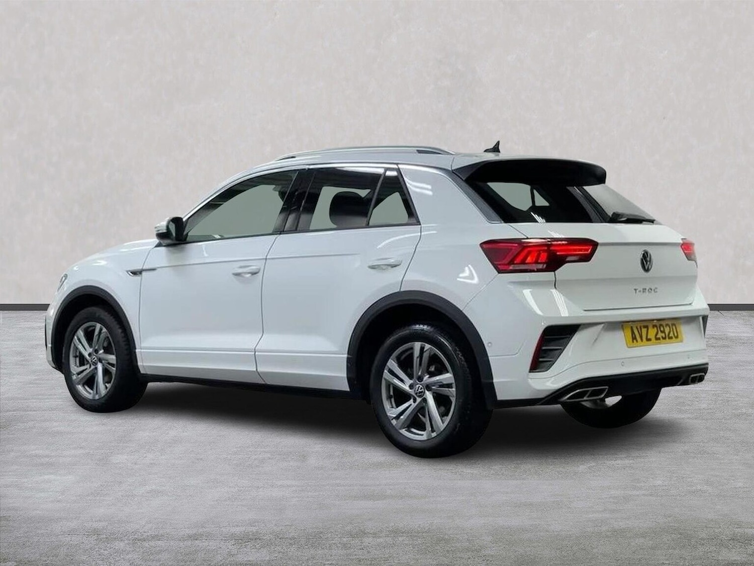 Used Volkswagen T-Roc 2022 for sale - 77629329: Photo 2