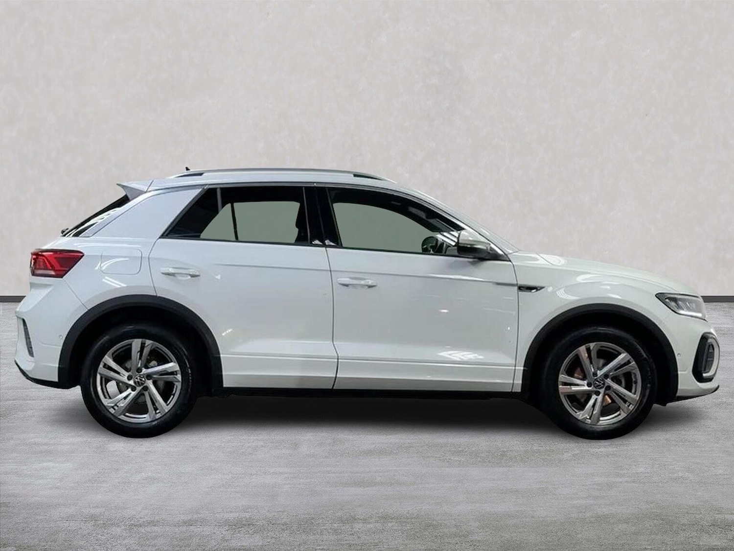 Used Volkswagen T-Roc 2022 for sale - 77629329: Photo 3