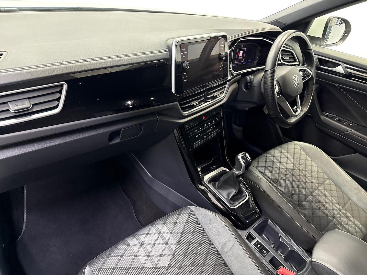 Used Volkswagen T-Roc 2022 for sale - 77629329: Photo 7