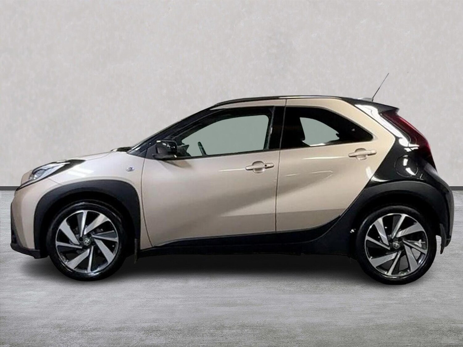 Used Toyota Aygo X 2022 for sale - 76471052: Photo 19