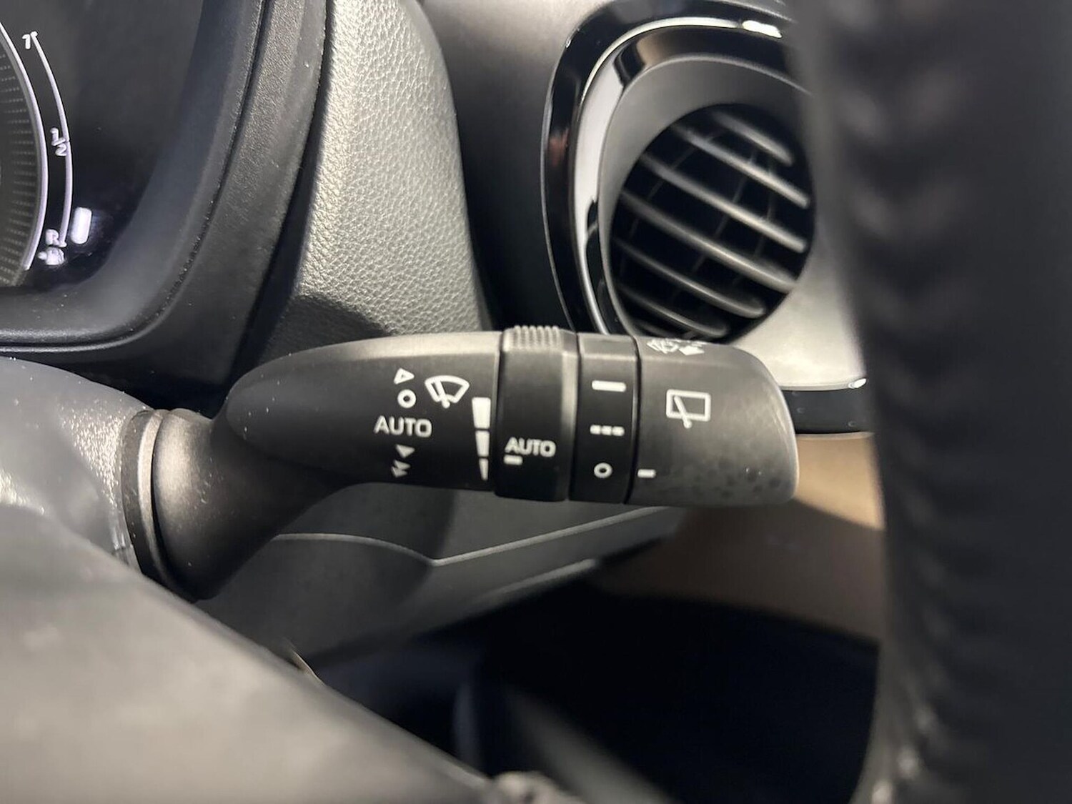 Used Toyota Aygo X 2022 for sale - 76471052: Photo 27