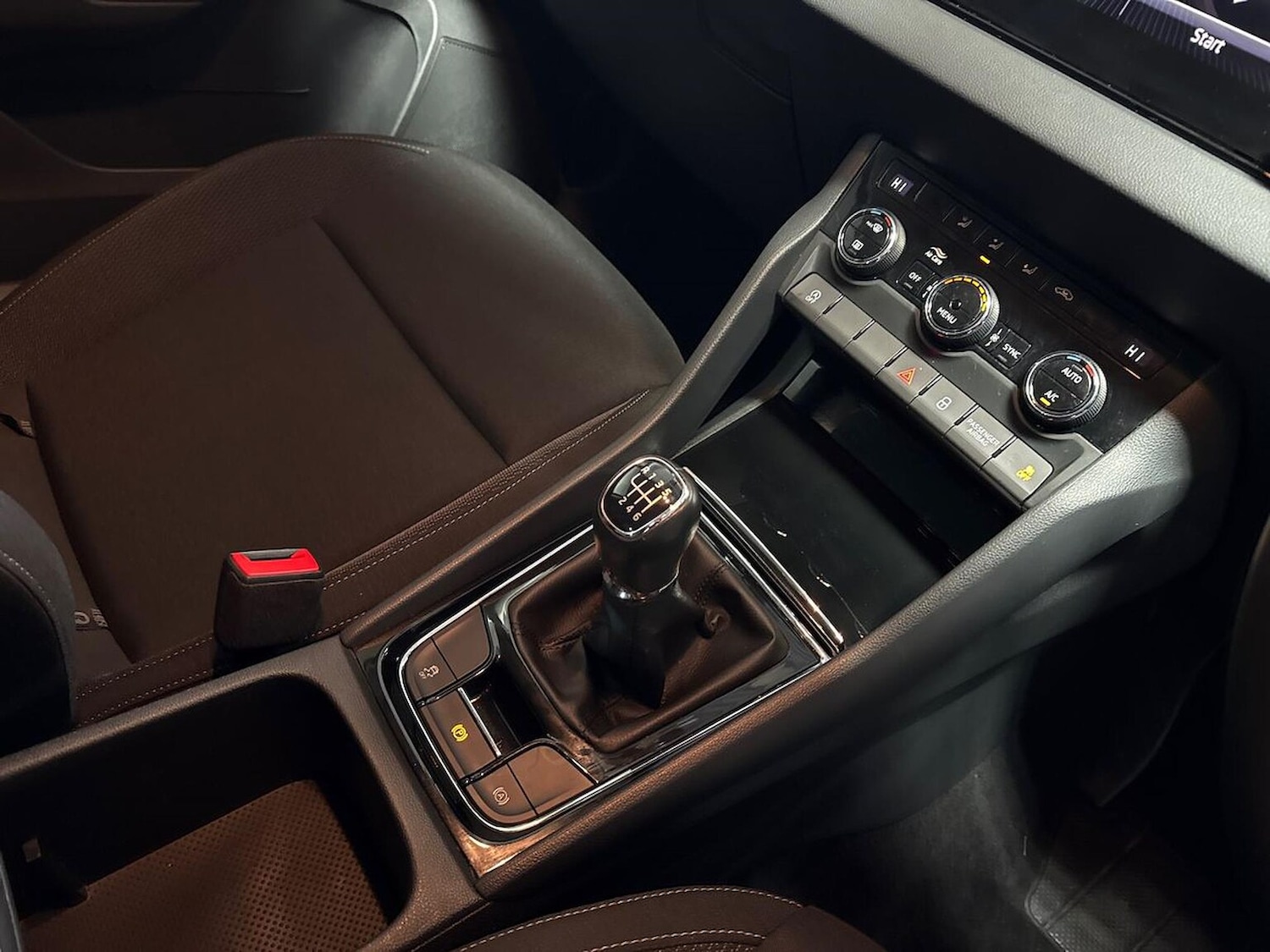 Used Skoda Karoq 2024 for sale - 77073208: Photo 13