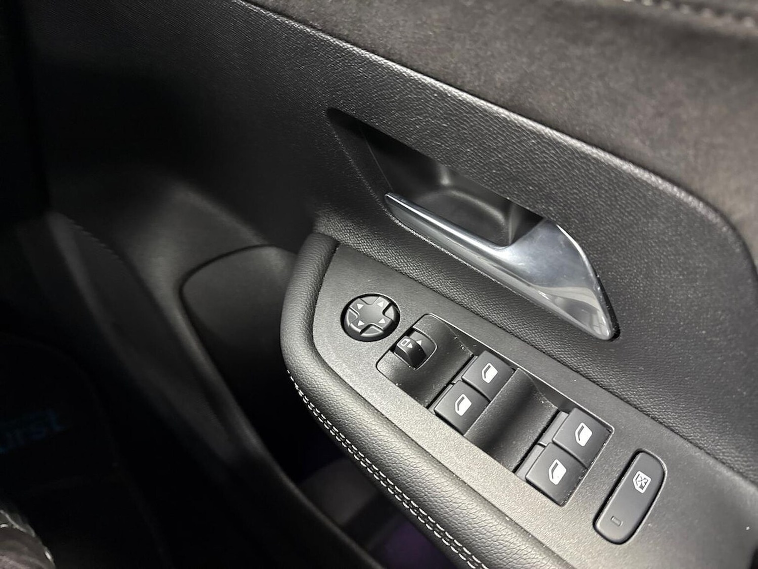 Used Vauxhall Mokka 2023 for sale - 77676393: Photo 21