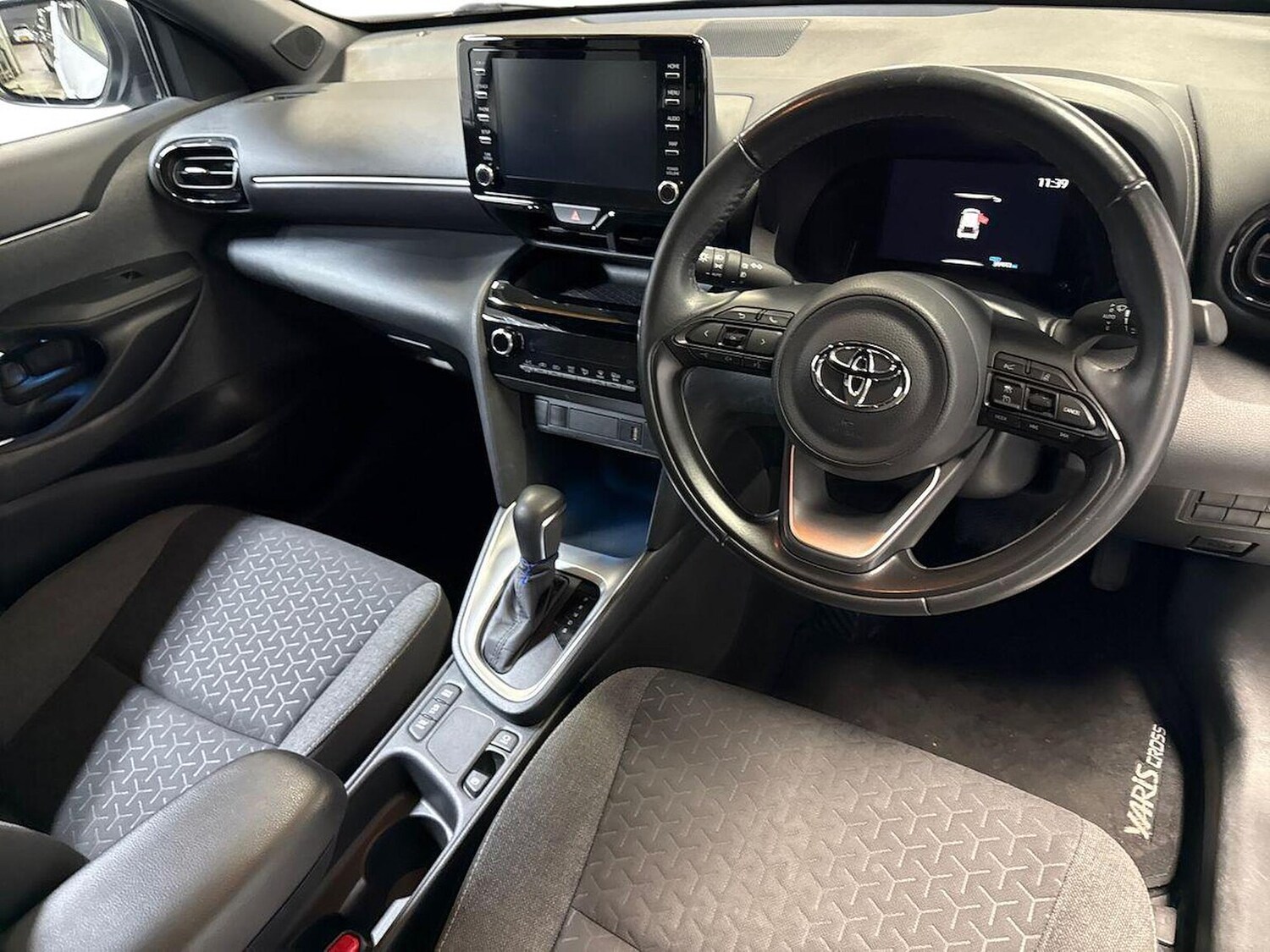 Used Toyota Yaris Cross 2022 for sale - 76490576: Photo 8
