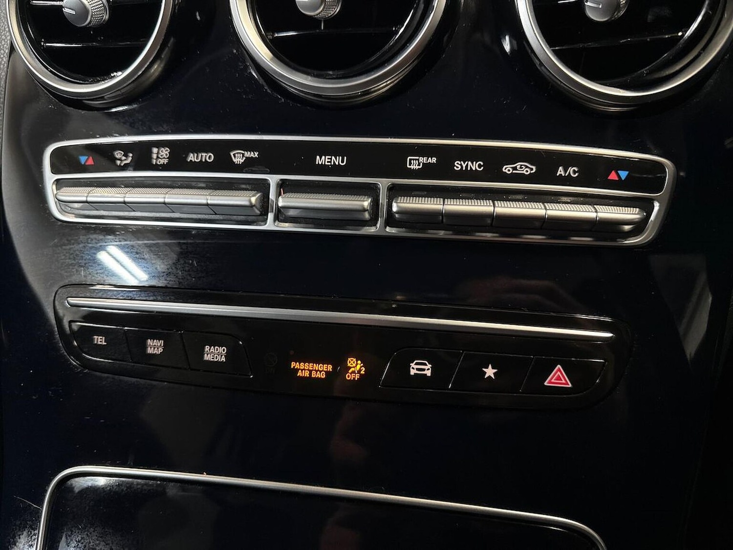 Used Mercedes-Benz GLC 2019 for sale - 76565435: Photo 23