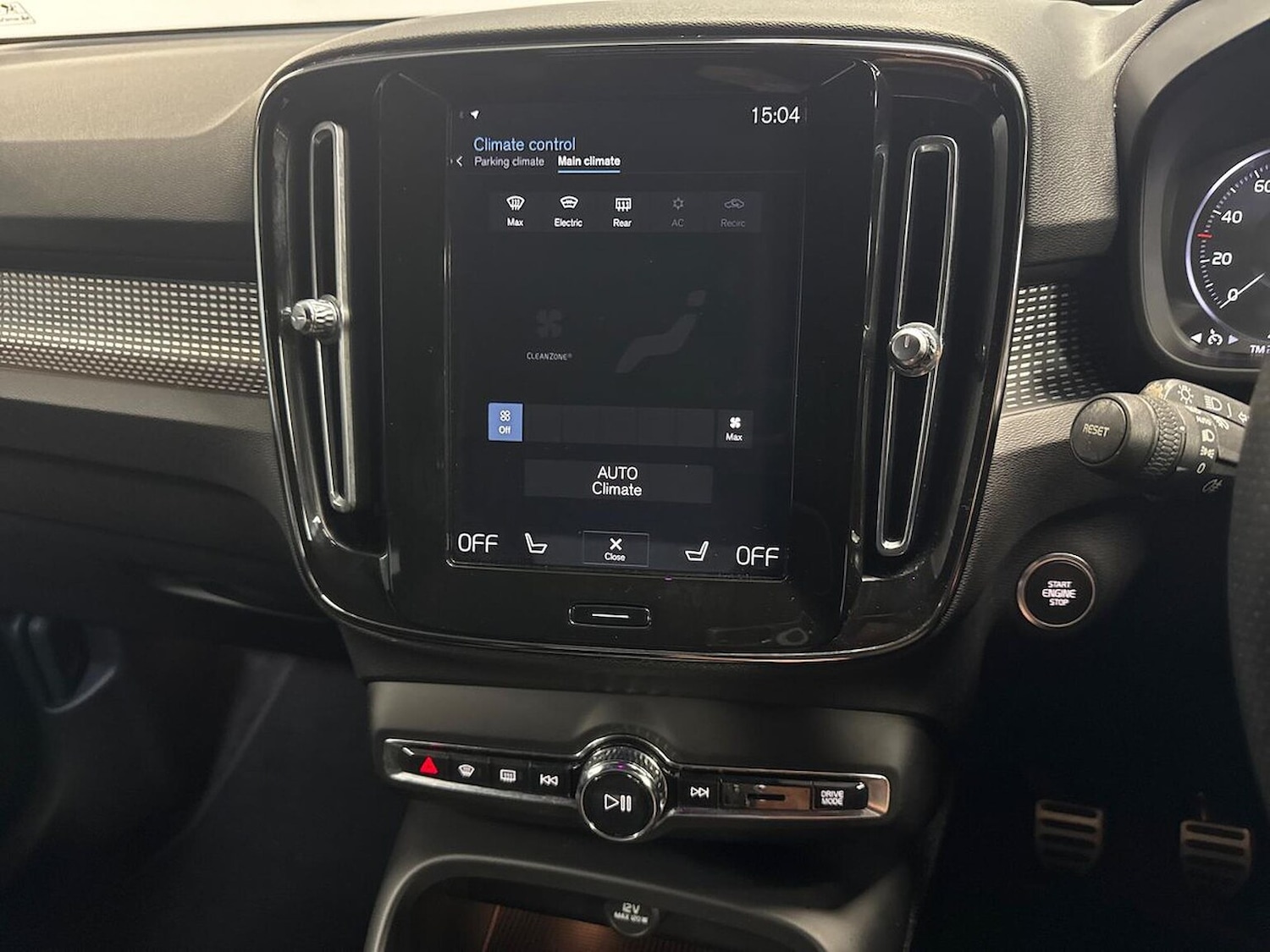 Used Volvo XC40 2018 for sale - 76831994: Photo 11