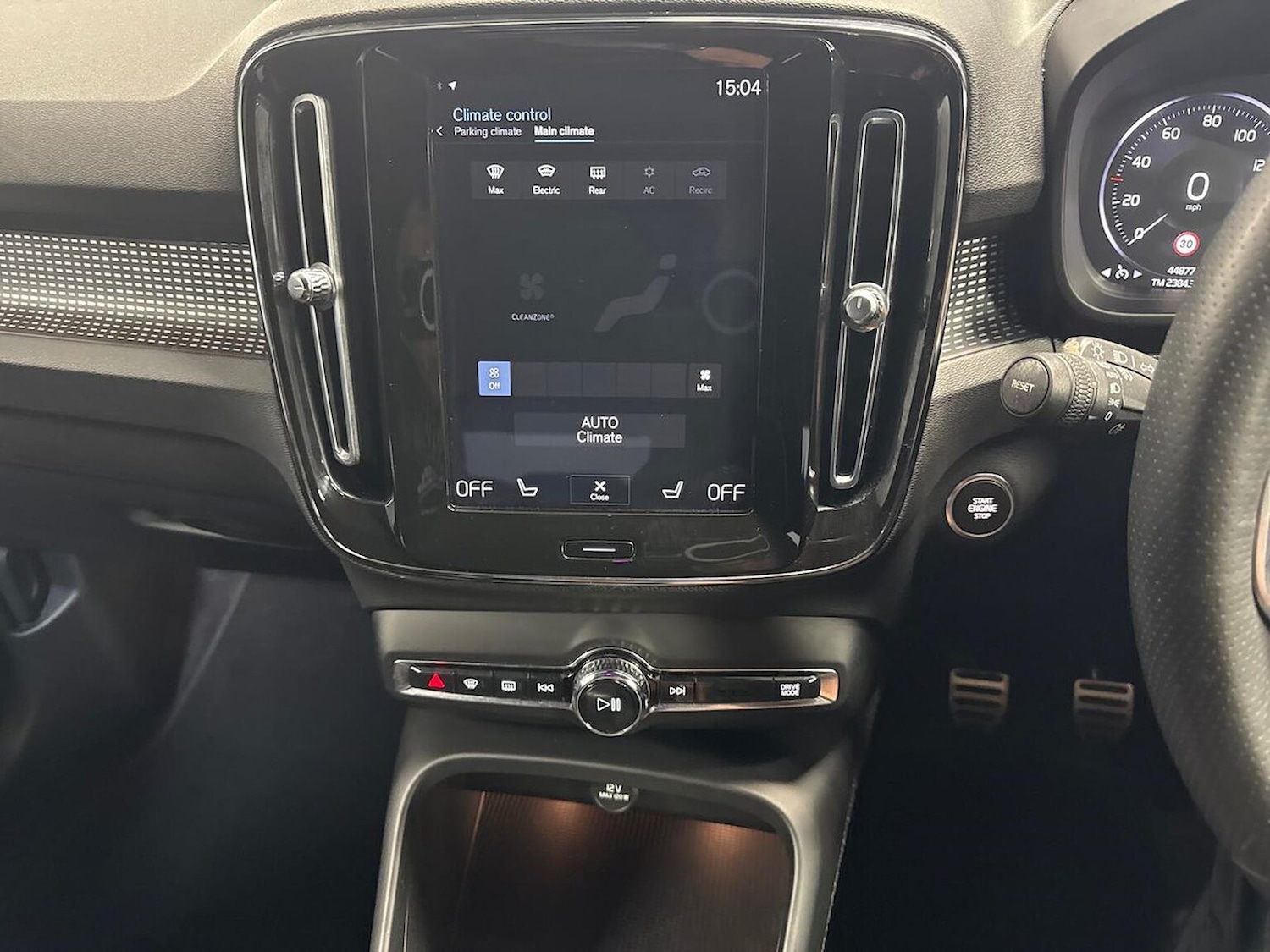 Used Volvo XC40 2018 for sale - 76831994: Photo 23