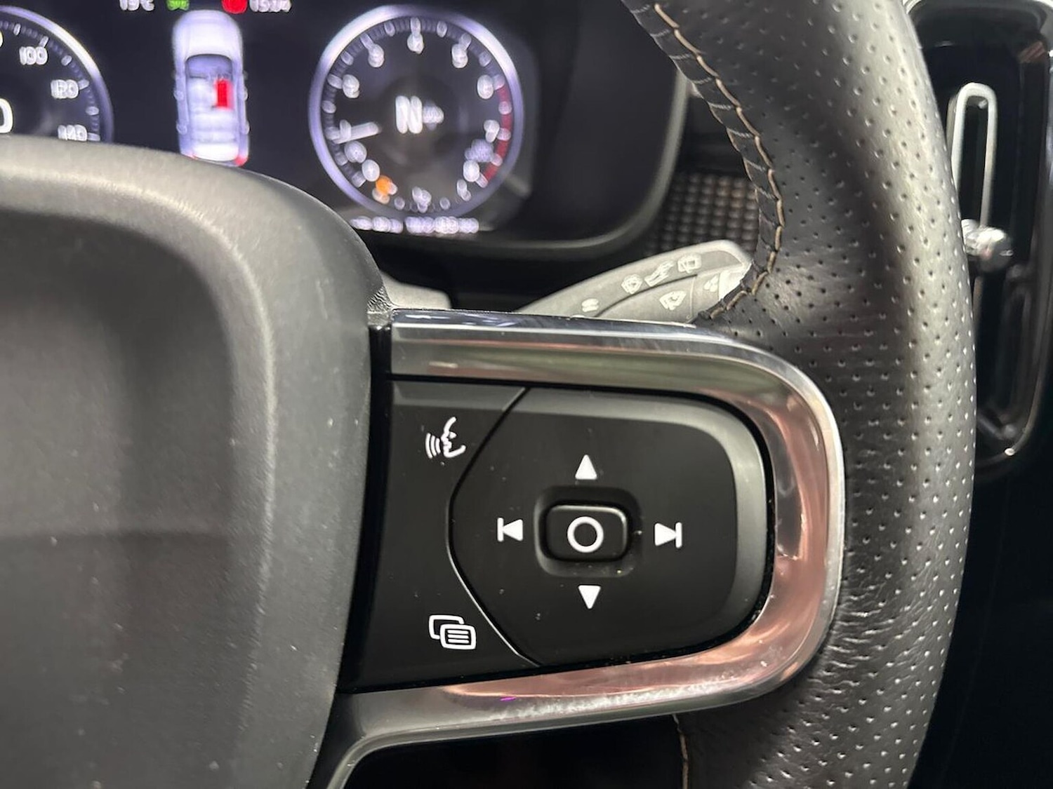 Used Volvo XC40 2018 for sale - 76831994: Photo 25