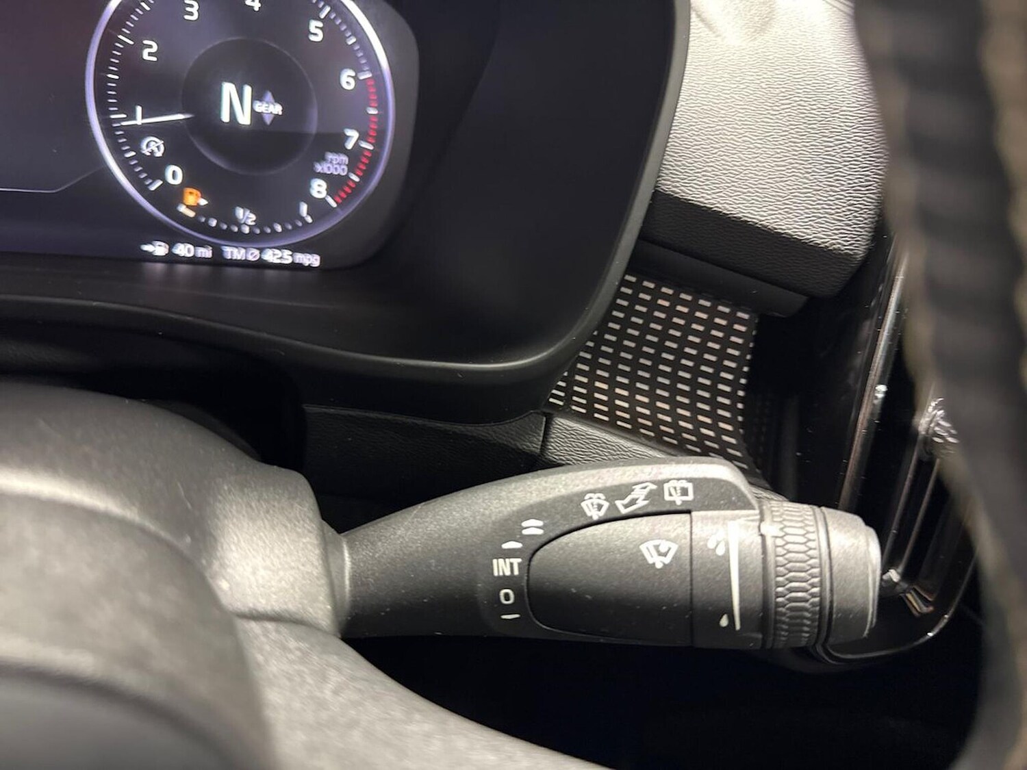 Used Volvo XC40 2018 for sale - 76831994: Photo 27