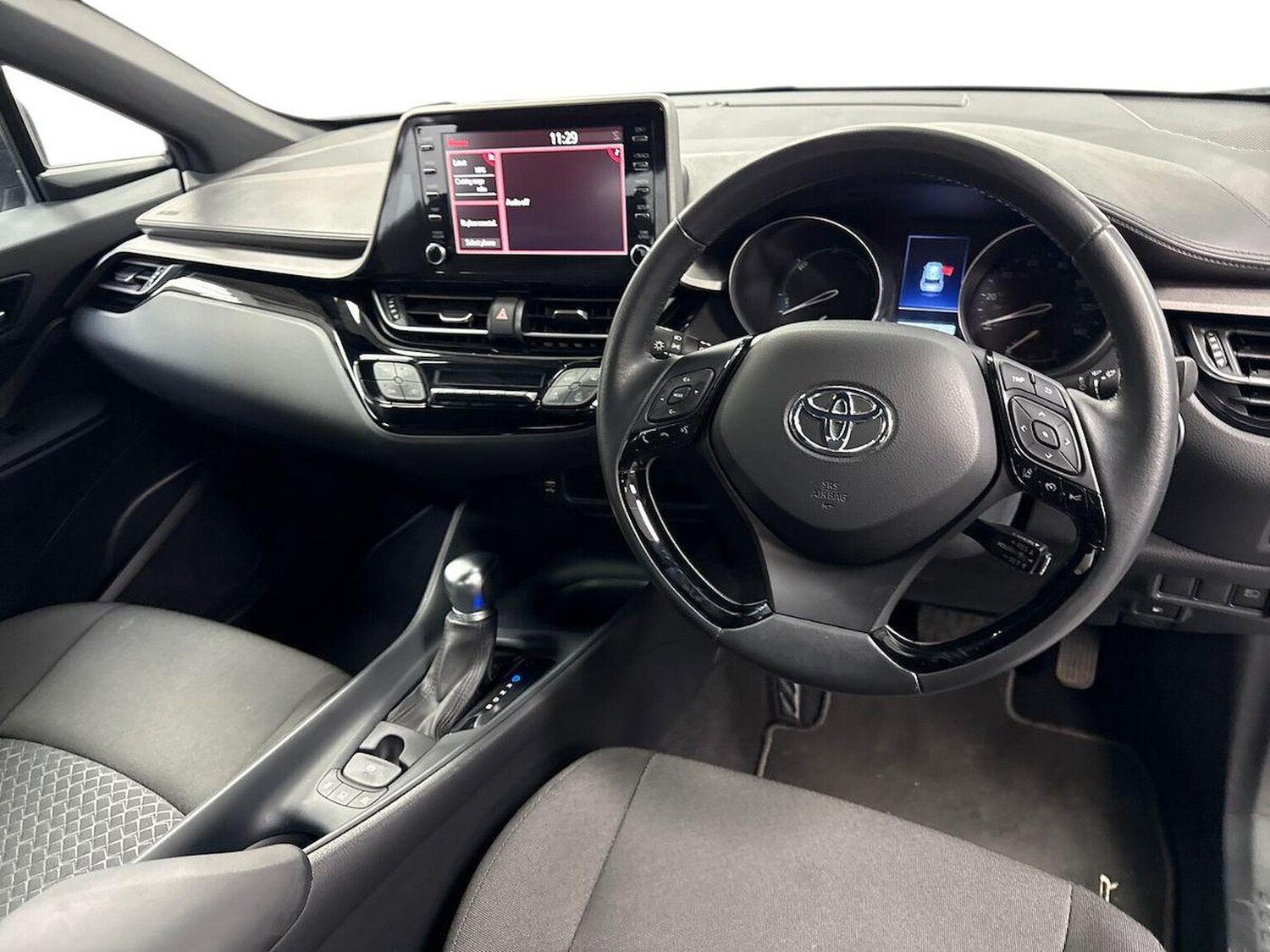 Used Toyota C-HR 2023 for sale - 78191383: Photo 11