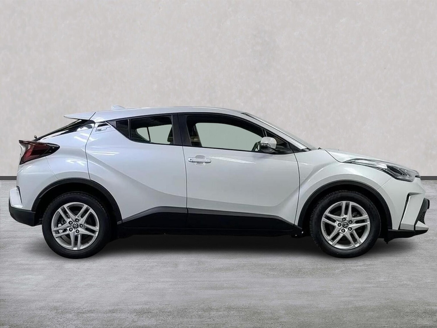 Used Toyota C-HR 2023 for sale - 78191383: Photo 5