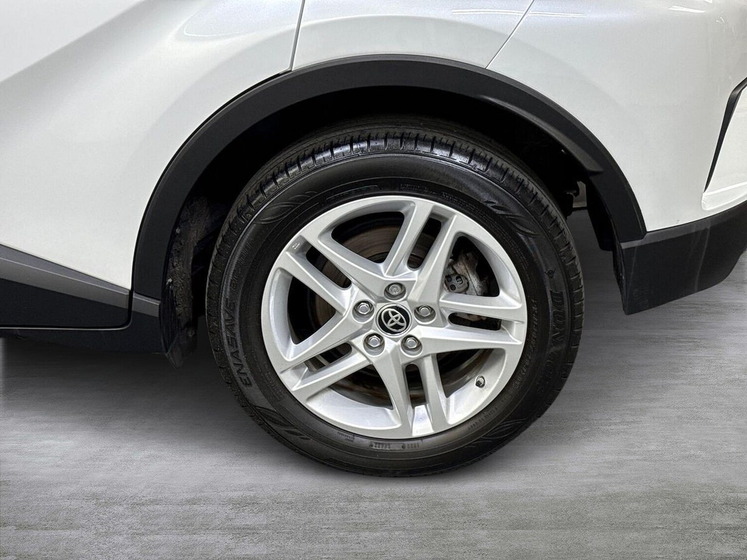 Used Toyota C-HR 2023 for sale - 78191383: Photo 8