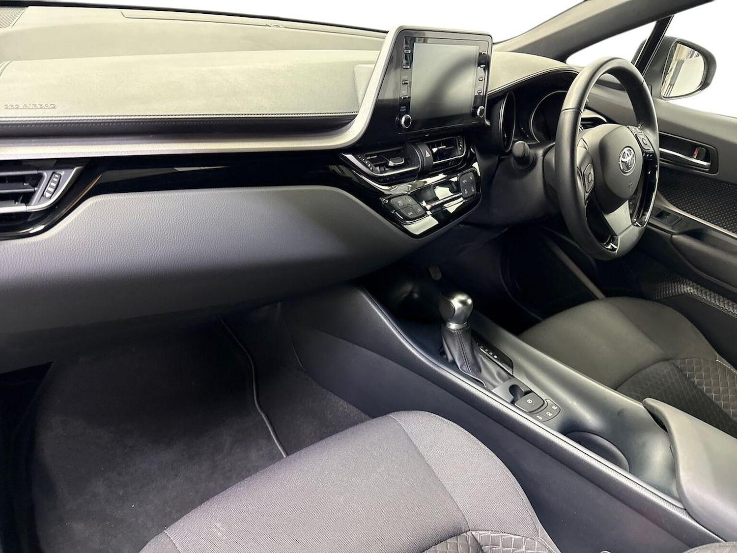 Used Toyota C-HR 2023 for sale - 78191383: Photo 9