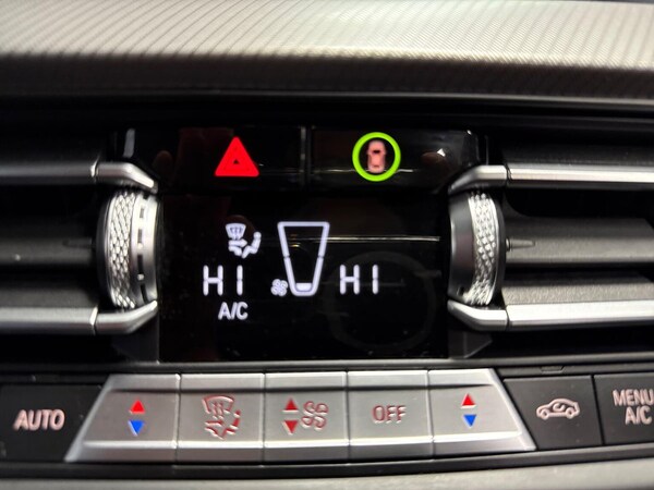 Used BMW 1 Series 2021 for sale - 76129057: Photo 22