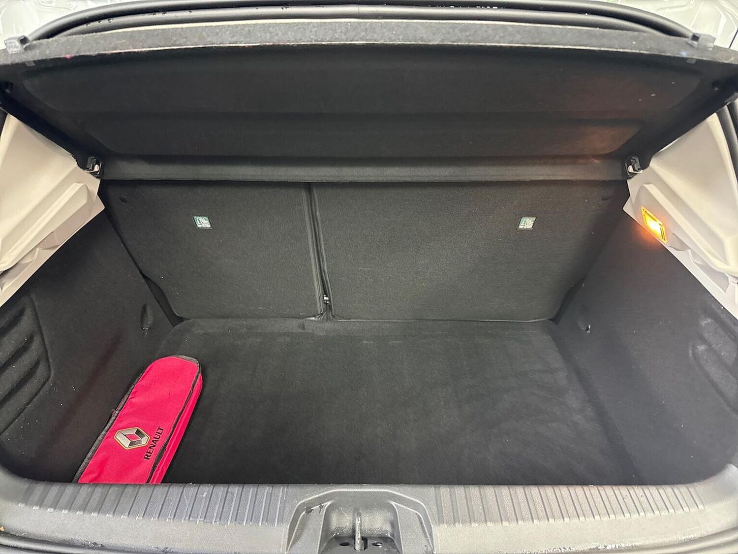 Used Renault Clio 2022 for sale - 78176474: Photo 19