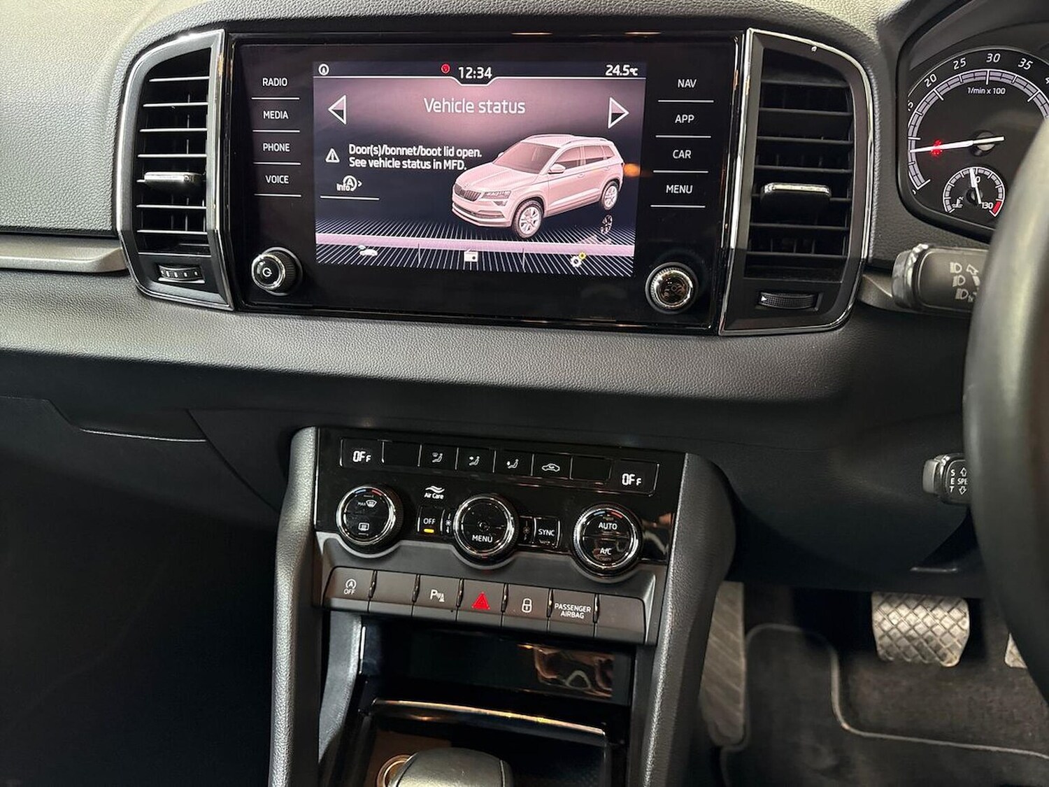 Used Skoda Karoq 2019 for sale - 78191457: Photo 23