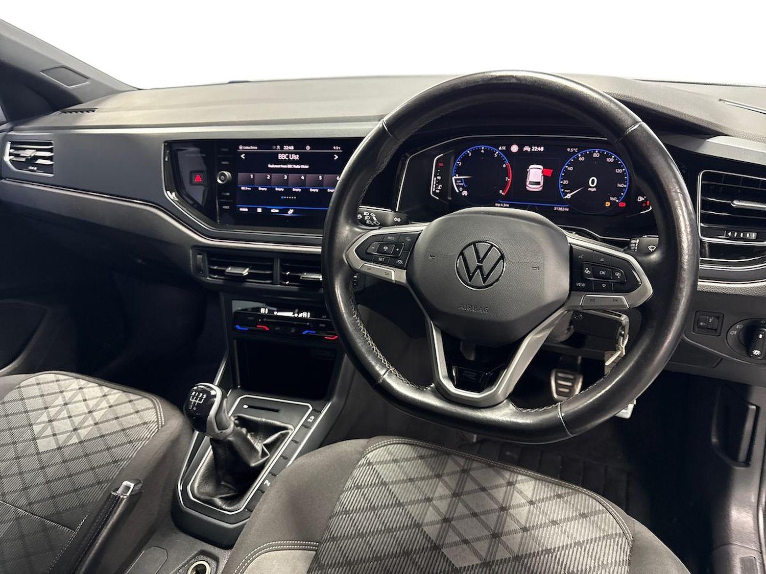 Used Volkswagen Polo 2023 for sale - 77078010: Photo 9