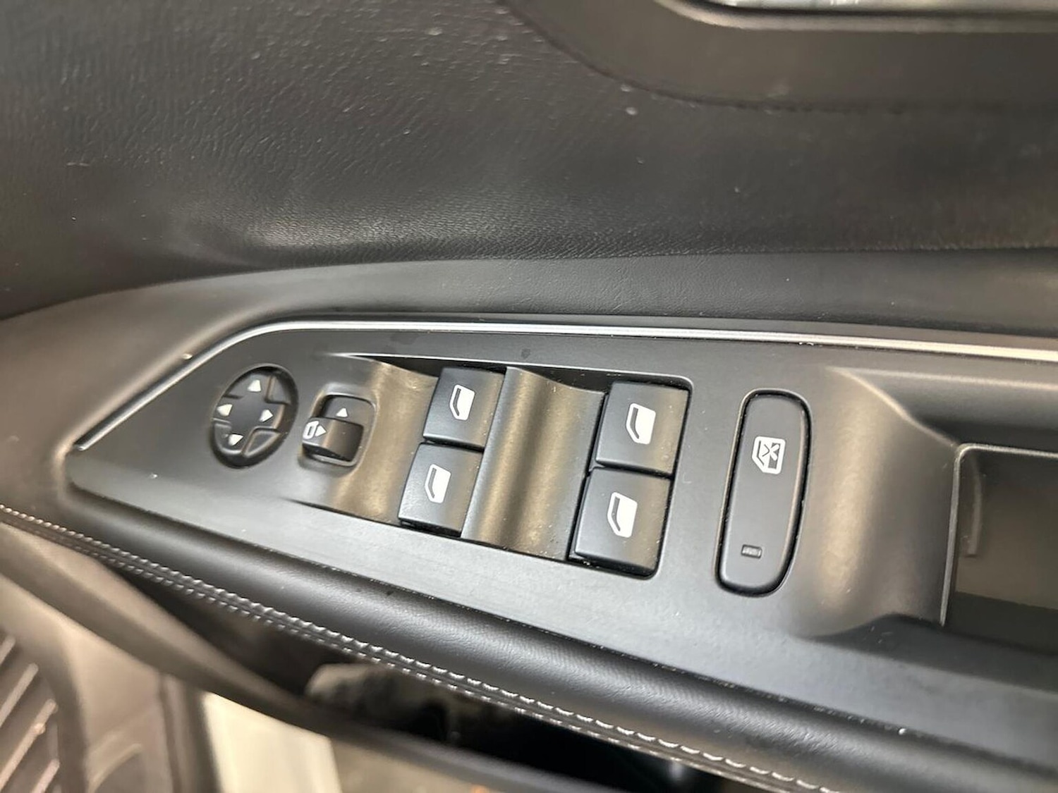 Used Peugeot 5008 2018 for sale - 78191481: Photo 21