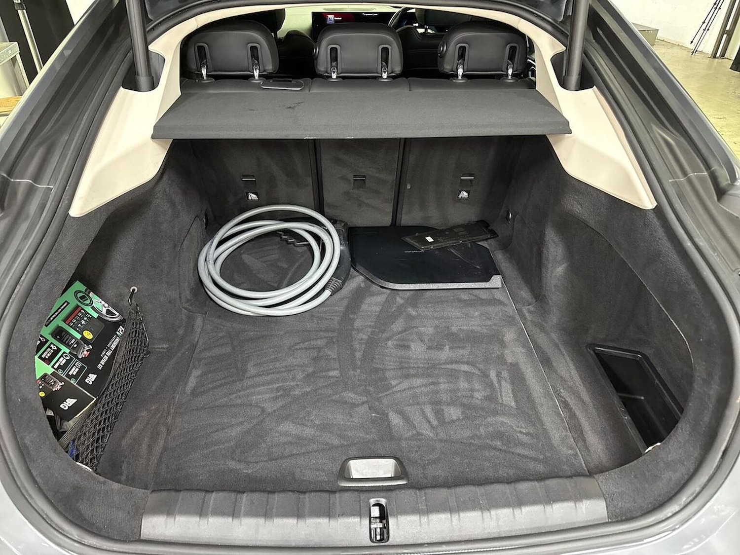 Used BMW i4 2023 for sale - 76725870: Photo 17