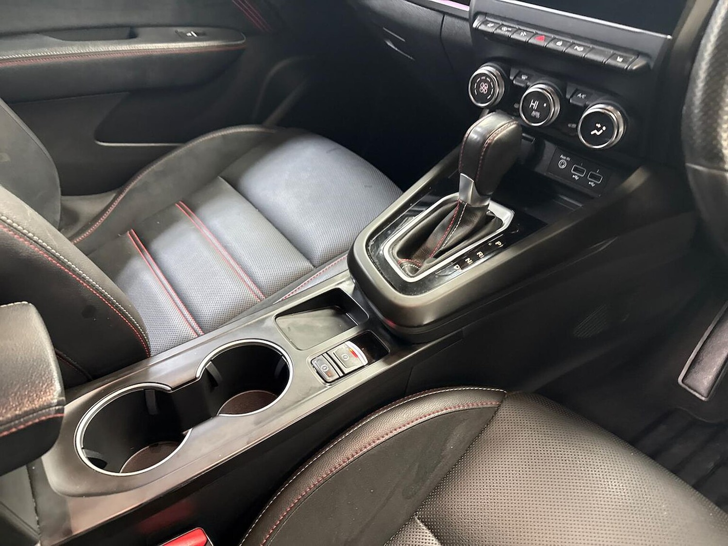 Used Renault Arkana 2023 for sale - 77896257: Photo 13