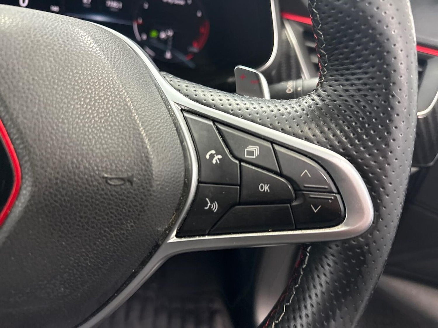 Used Renault Arkana 2023 for sale - 77896257: Photo 24