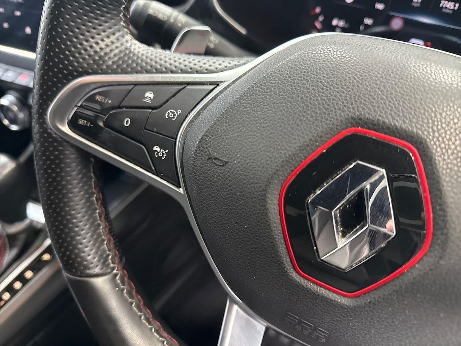 Used Renault Arkana 2023 for sale - 77896257: Photo 25