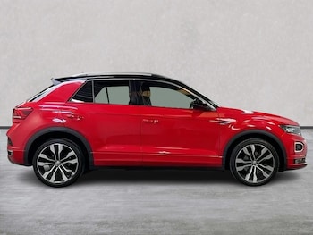 Used Volkswagen T-Roc 2018 for sale - 78427732: Photo