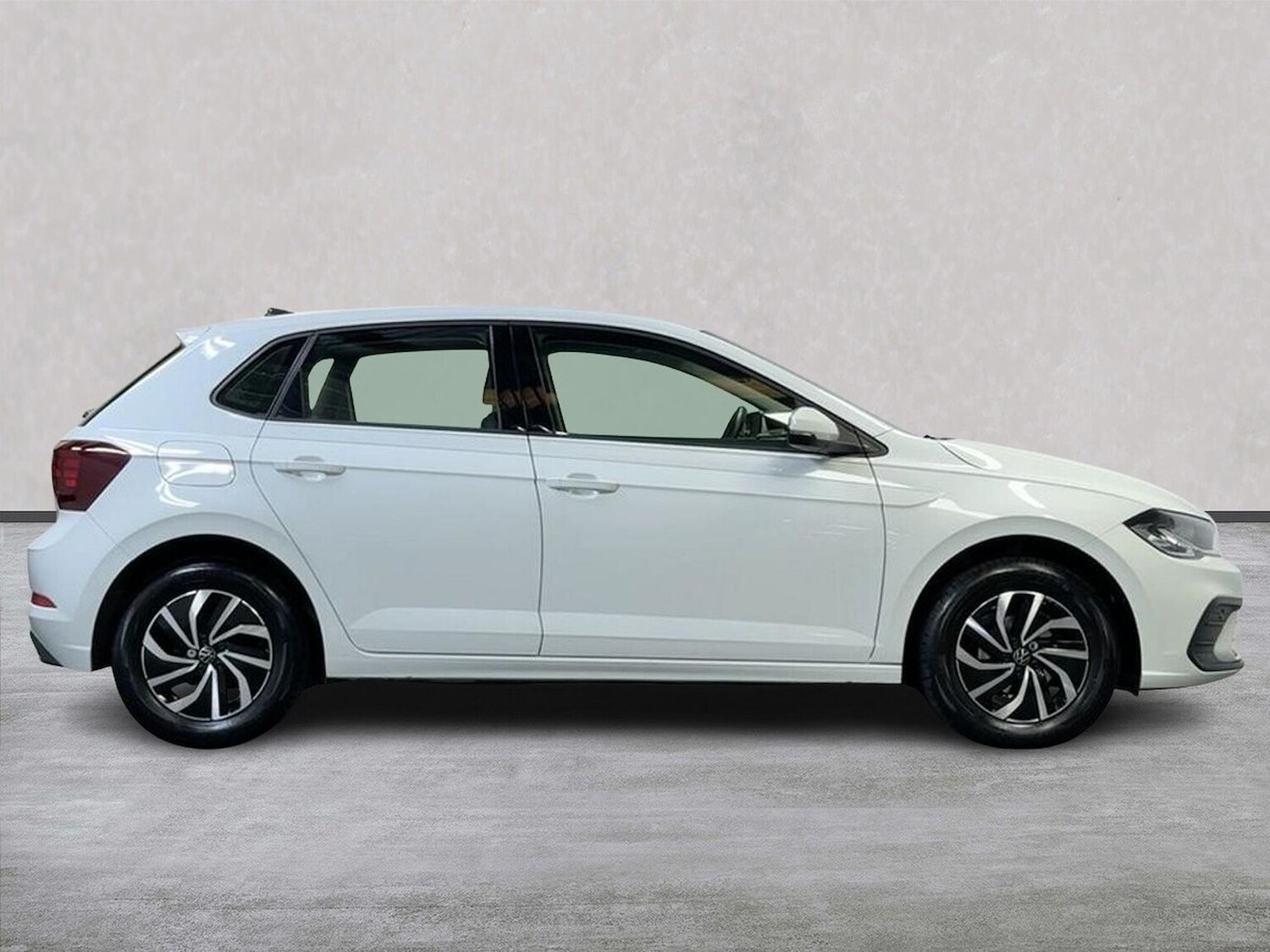 Used Volkswagen Polo 2023 for sale - 76288559: Photo 3