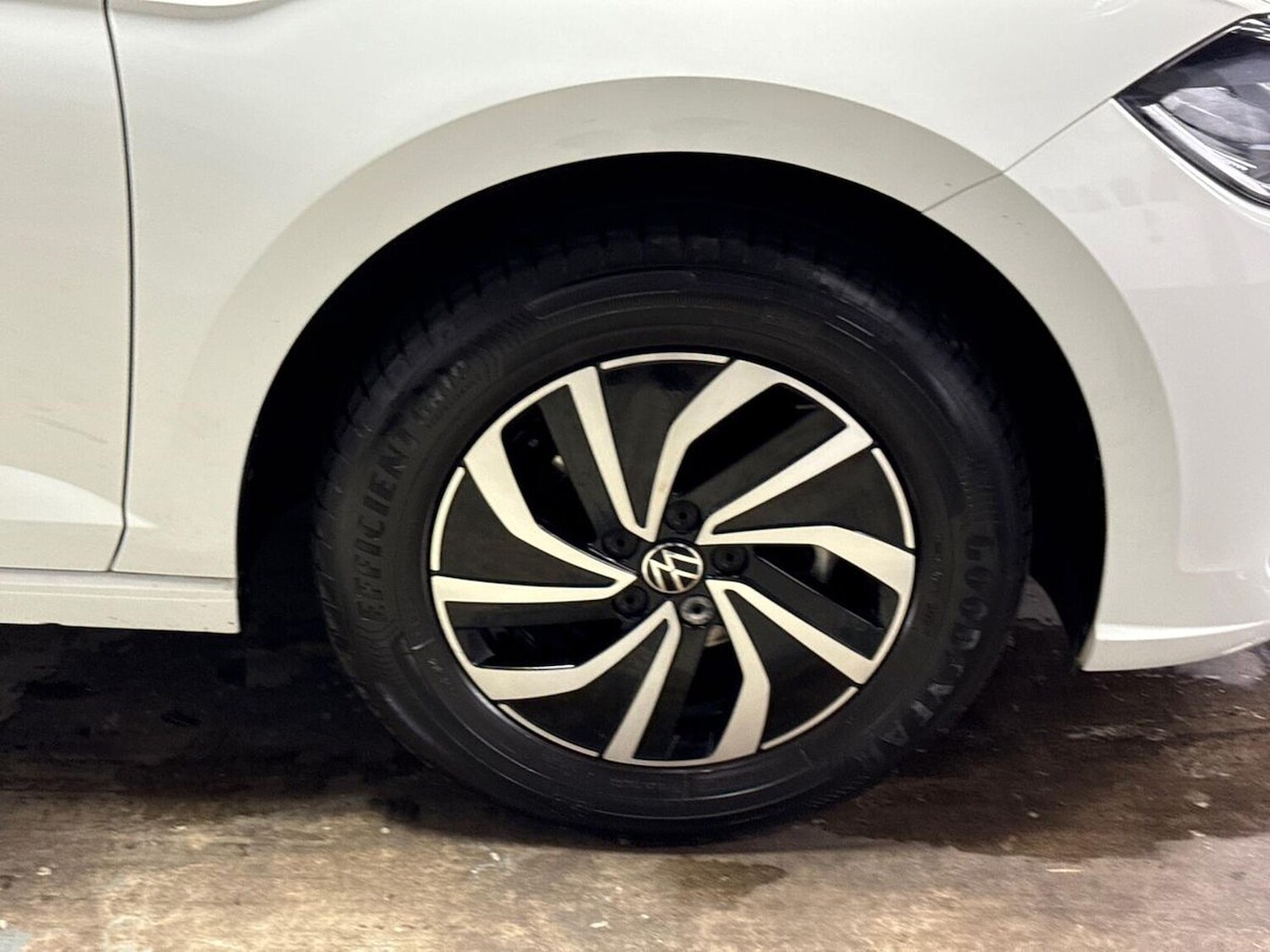 Used Volkswagen Polo 2023 for sale - 76288559: Photo 6