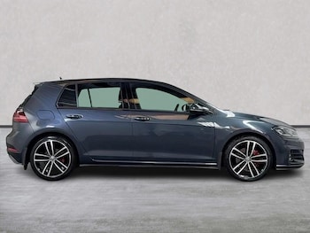 Used Volkswagen Golf 2018 for sale - 79246376: Photo