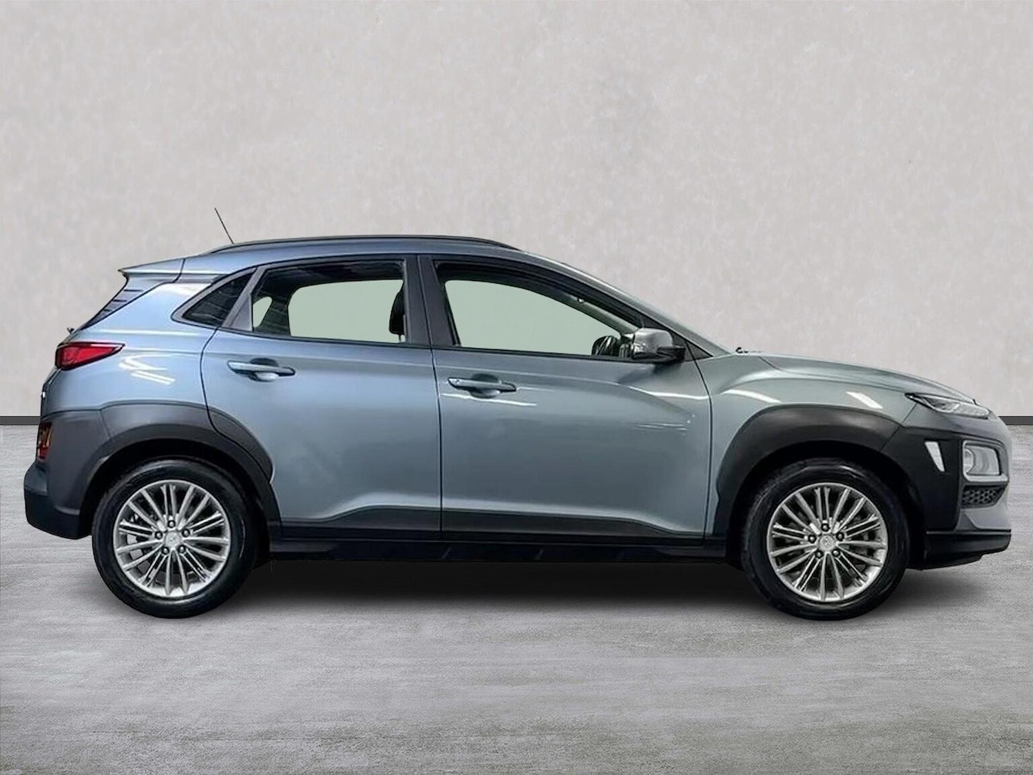 Used Hyundai KONA 2019 for sale - 76799382: Photo 3