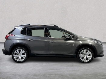 Used Peugeot 2008 2019 for sale - 76144177: Photo