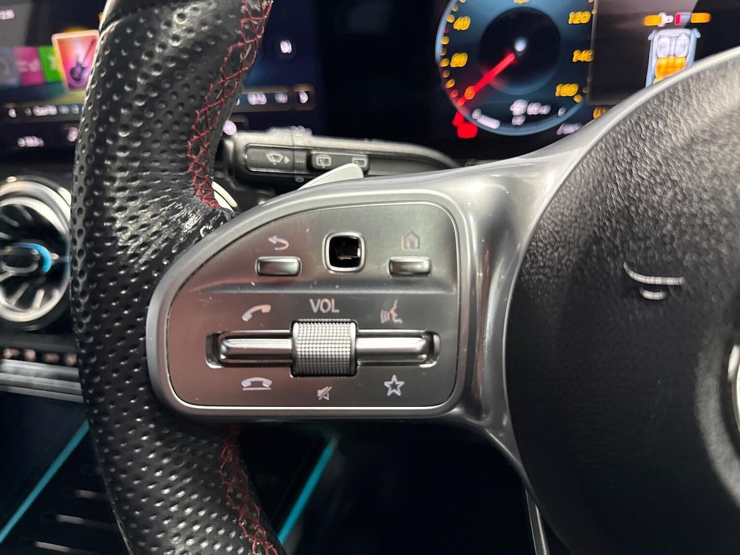 Used Mercedes-Benz GLB 2022 for sale - 76264377: Photo 24