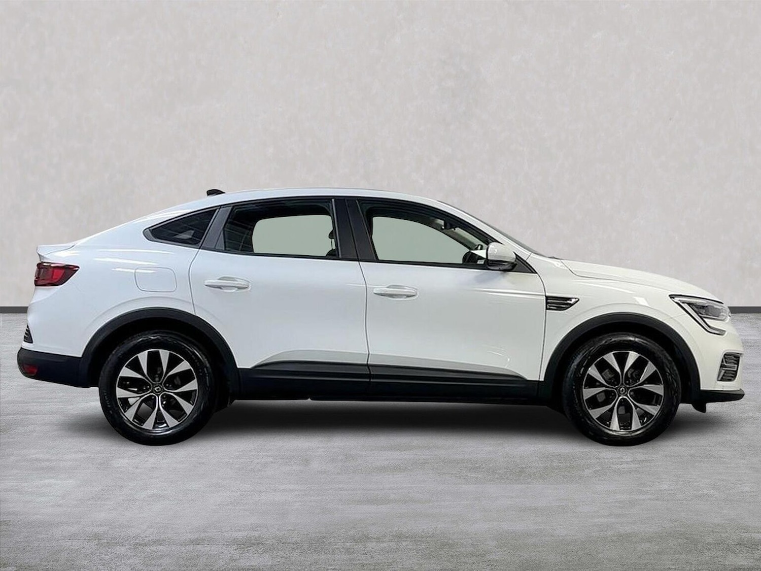 Used Renault Arkana 2022 for sale - 76319615: Photo 3