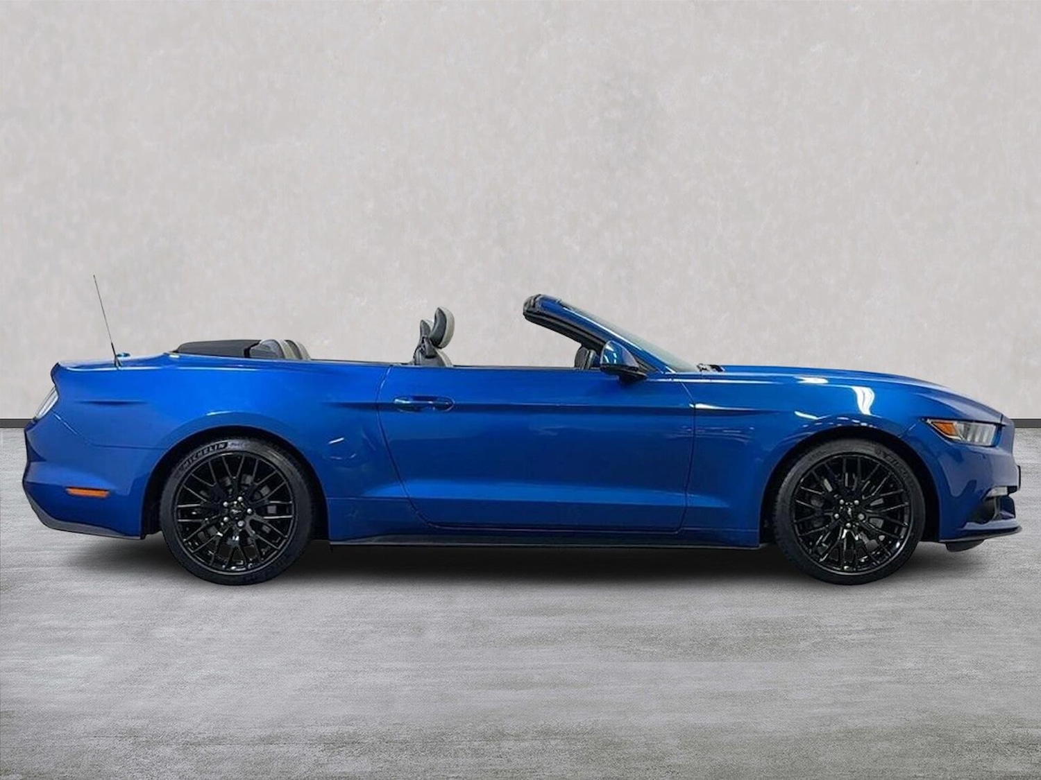 Used Ford Mustang 2017 for sale - 77901609: Photo 3