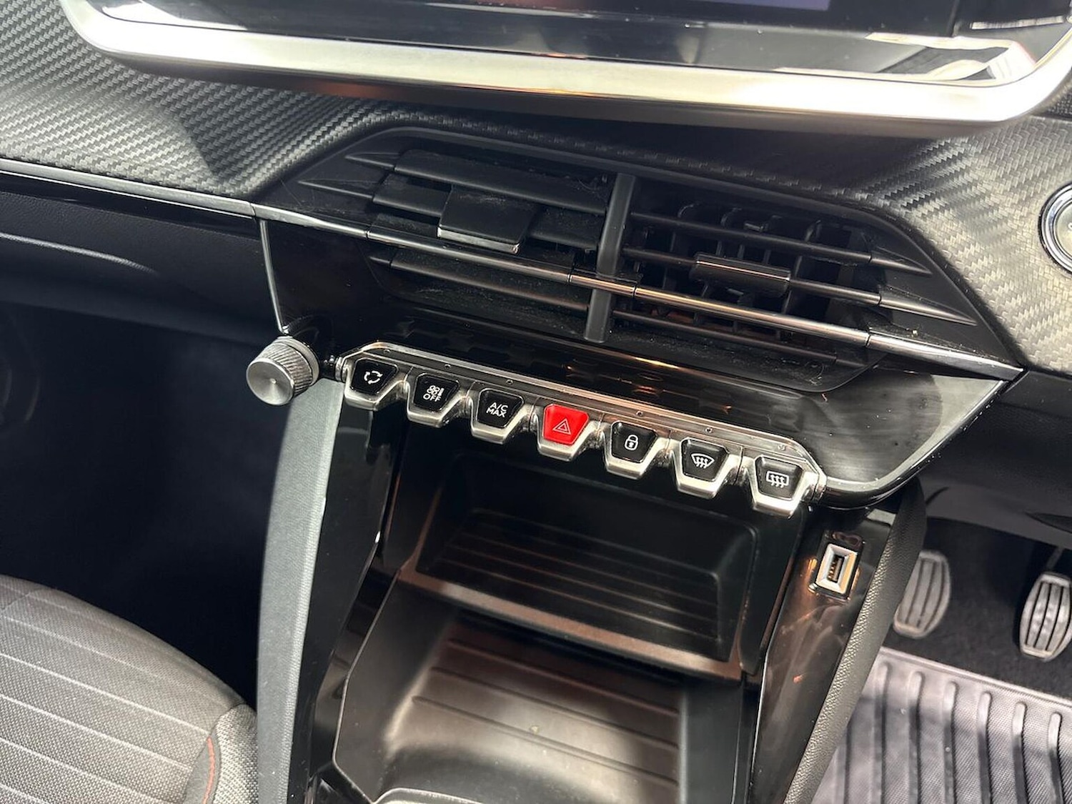 Used Peugeot 2008 2020 for sale - 77629333: Photo 12