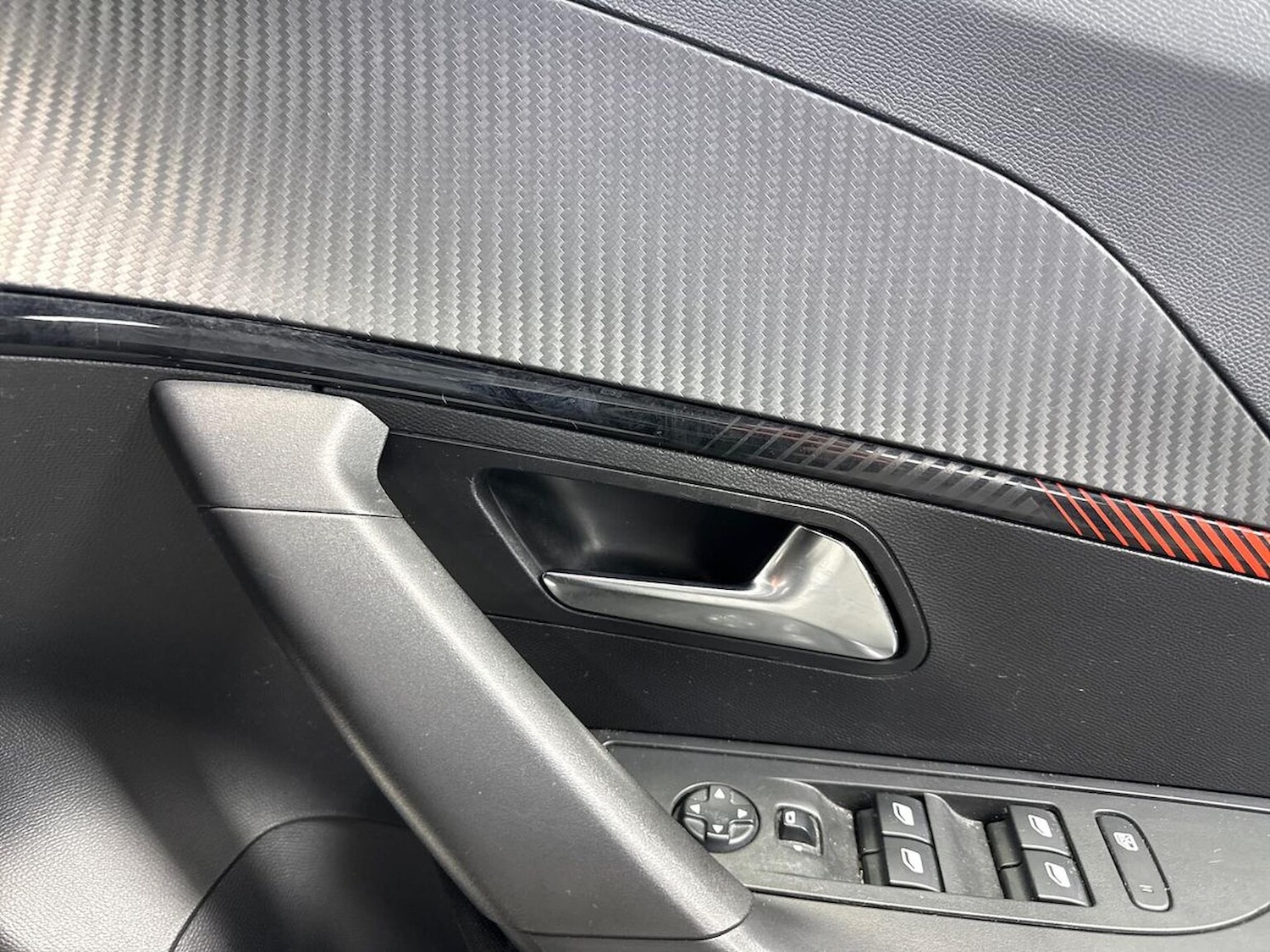 Used Peugeot 2008 2020 for sale - 77629333: Photo 21