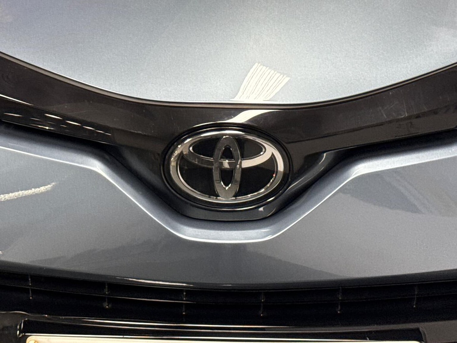 Used Toyota C-HR 2023 for sale - 78106365: Photo 28