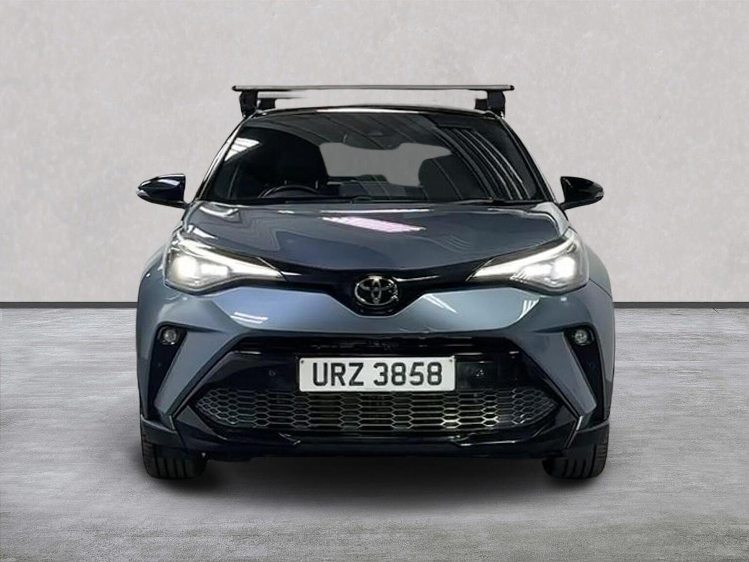 Used Toyota C-HR 2023 for sale - 78106365: Photo 5